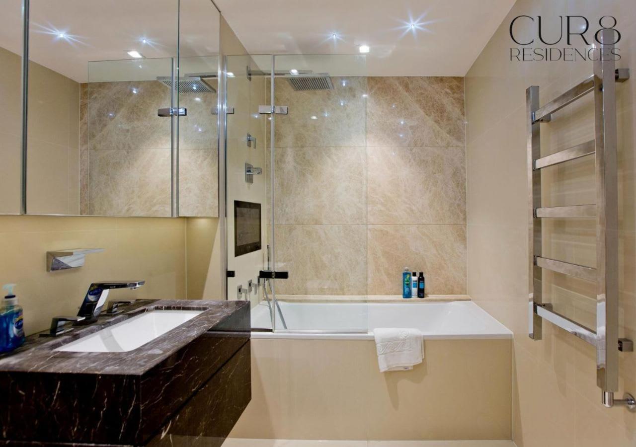 Luxurious West Kensington Flat With Views